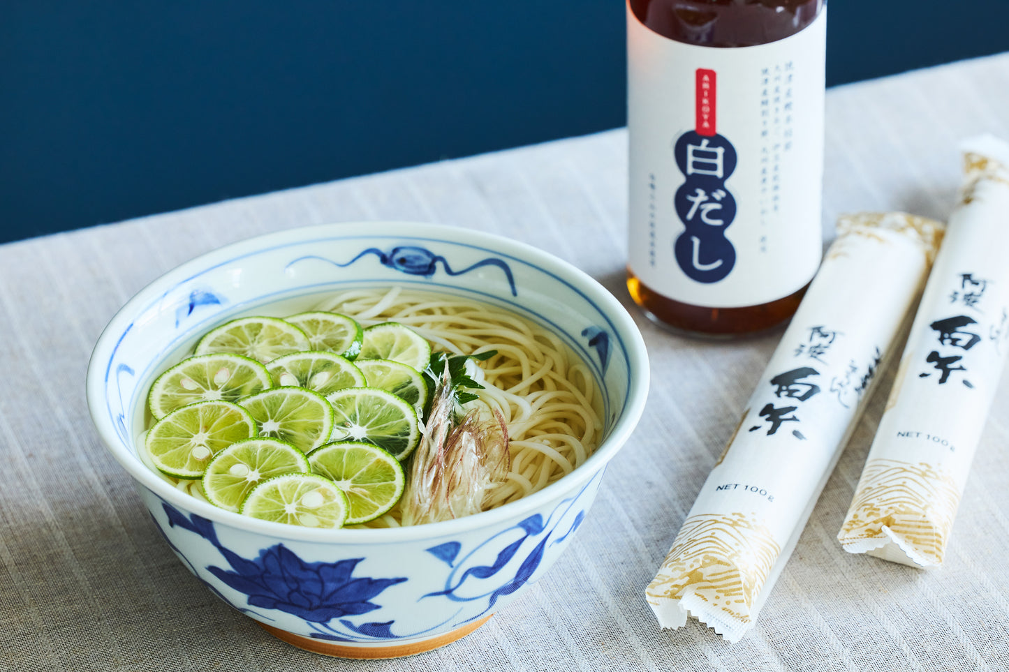 【数量限定夏ギフトBOX】 （ARIKOYA 白だし2本+芝製麺の手延べ素麺5束セット+レシピ付き）